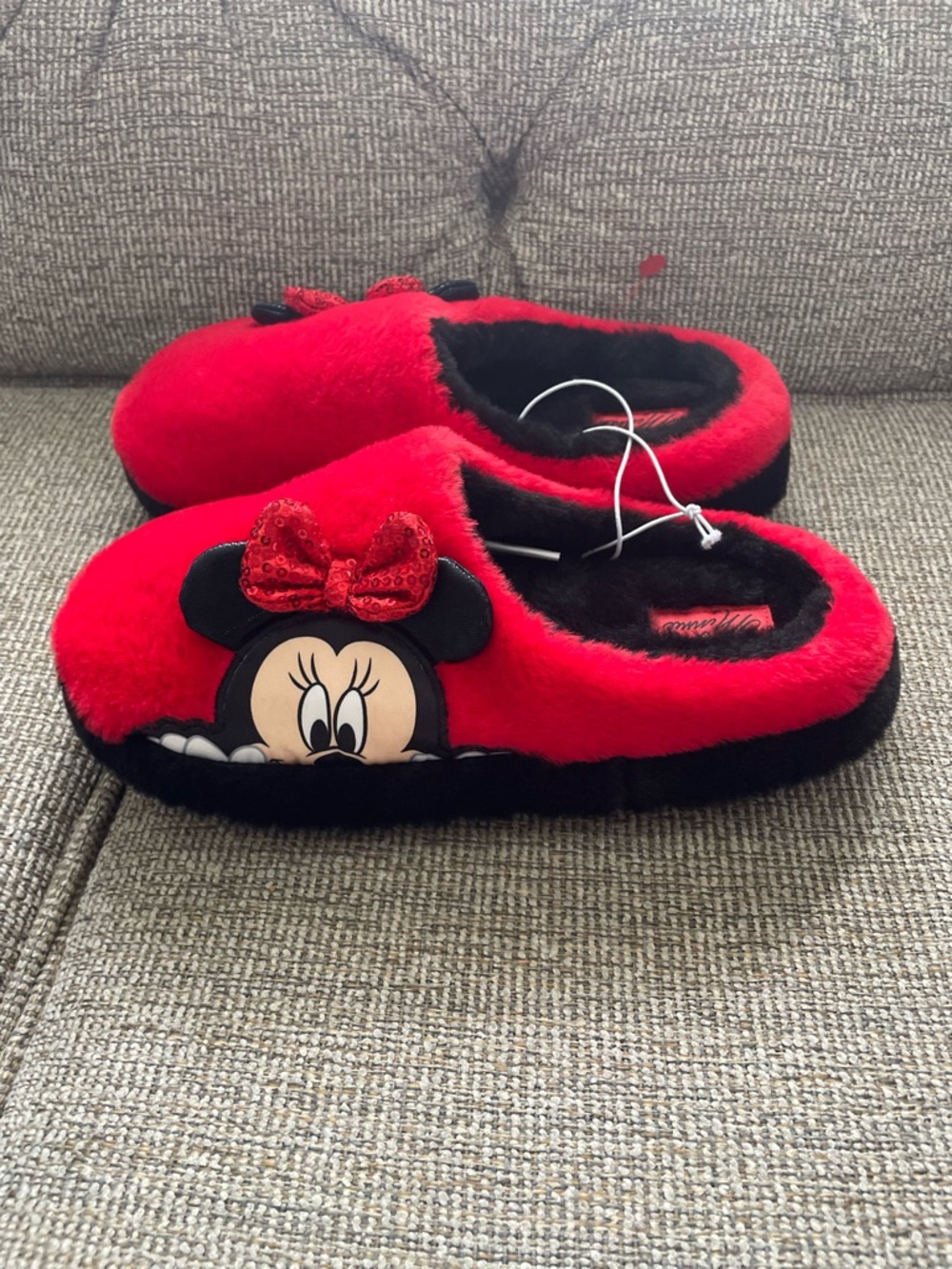 Disney Minnie Mouse Red & Black Plush Slippers